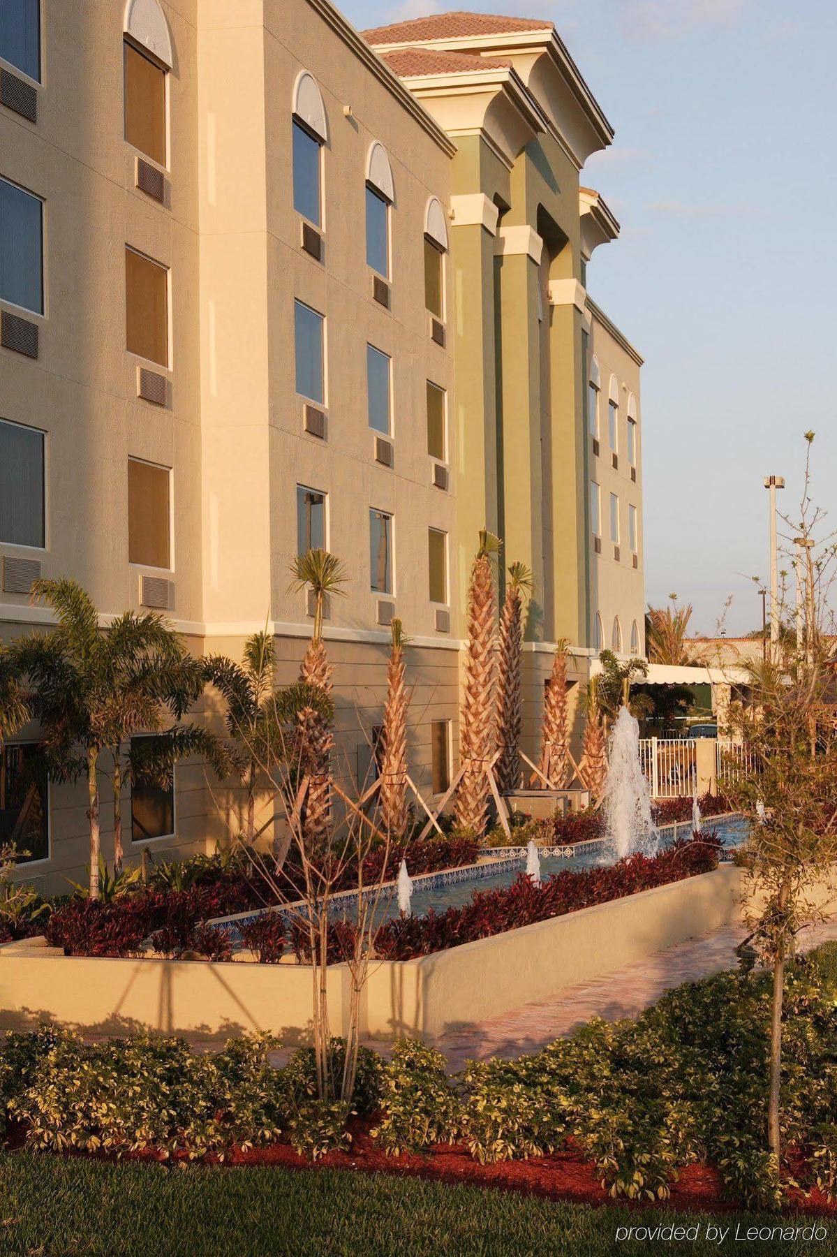 Hampton Inn & Suites Wellington Royal Palm Beach Ngoại thất bức ảnh